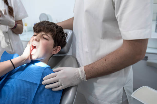 Best Emergency Gum Treatment in Fairmount, IN